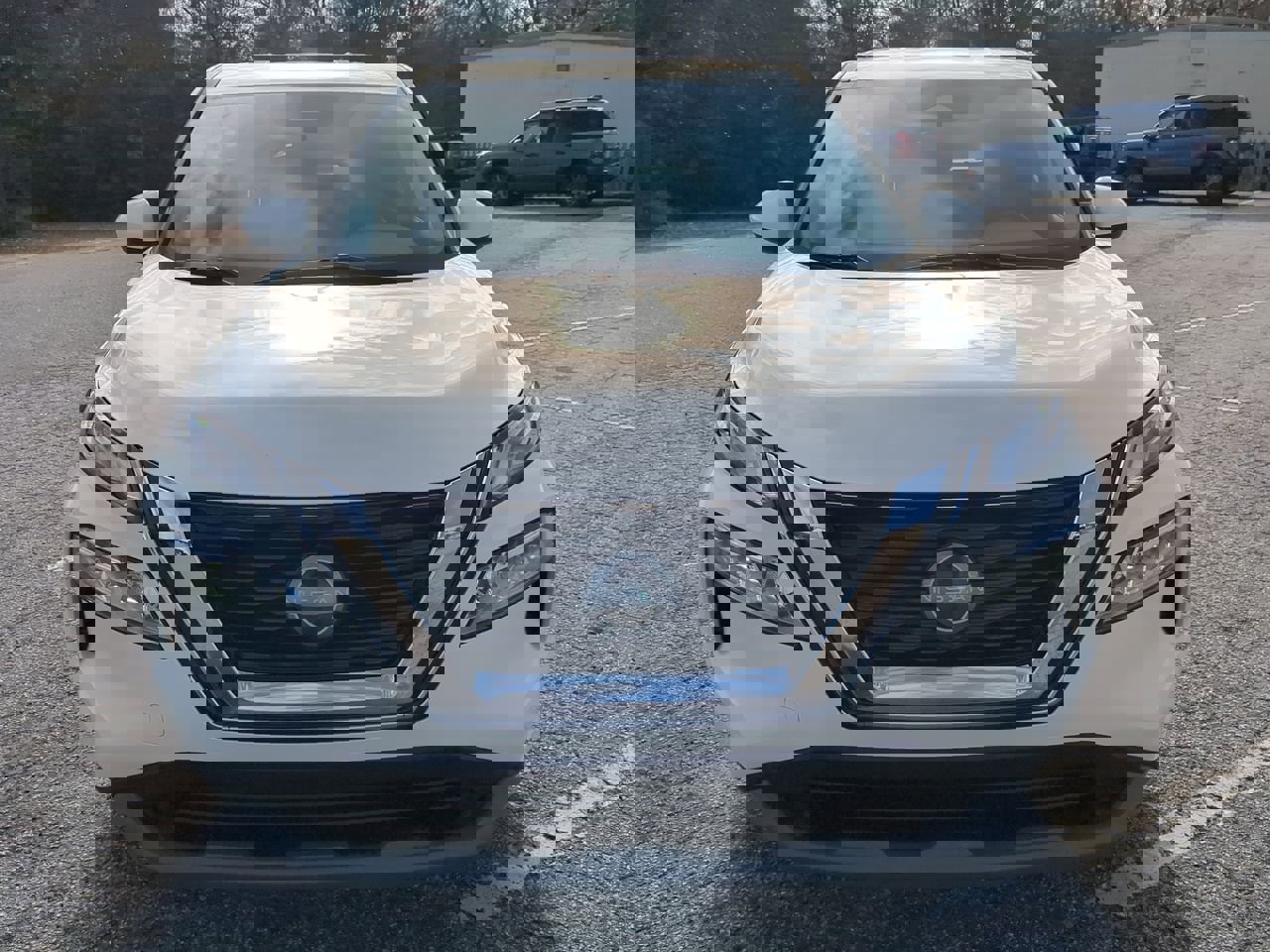 Used 2023 Nissan Rogue SV image 7