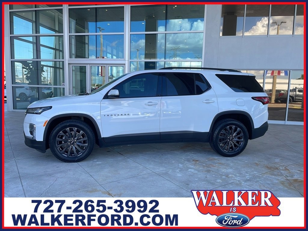 Used 2022 Chevrolet Traverse RS image 4