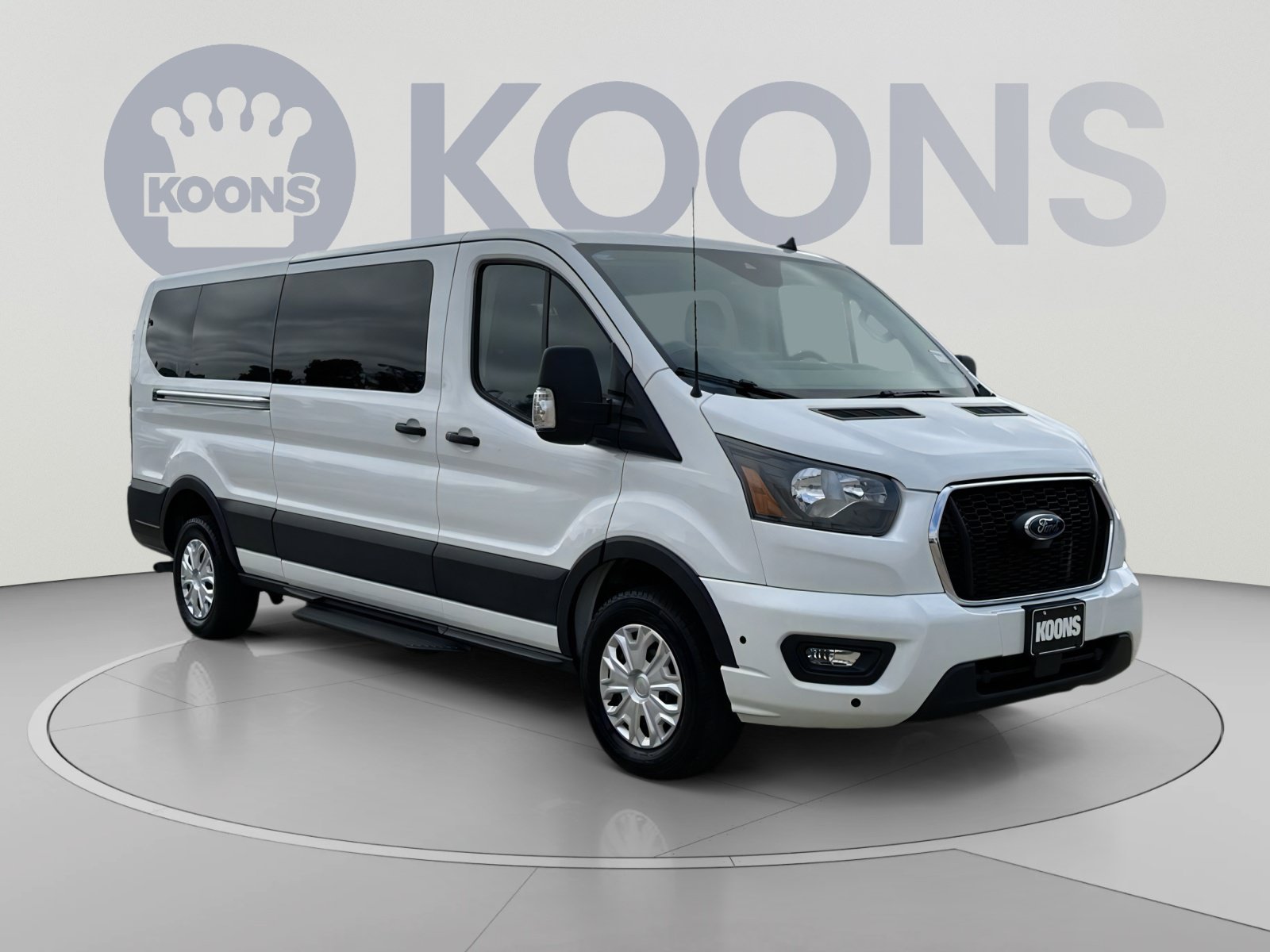 Certified 2025 Ford Transit 350 XLT RWD image 2