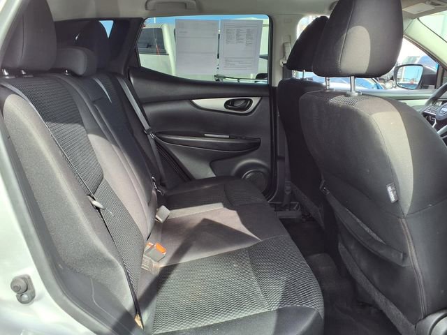 Used 2018 Nissan Rogue Sport S image 22