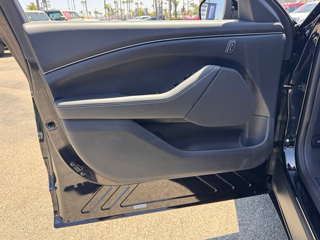 Certified 2024 Ford Mustang Mach-E Select RWD image 15