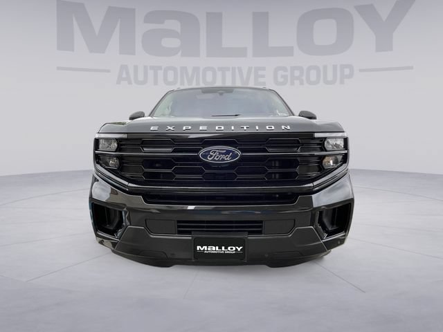 Certified 2025 Ford Expedition Active AWD/4WD image 8