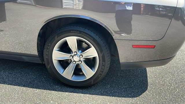 Used 2020 Dodge Challenger SXT RWD image 17