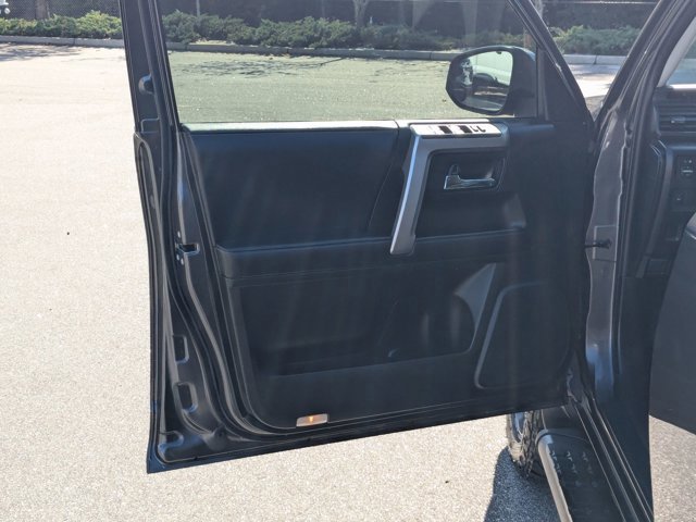 Used 2019 Toyota 4Runner SR5 image 14