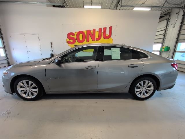 Used 2023 Chevrolet Malibu LT image 2