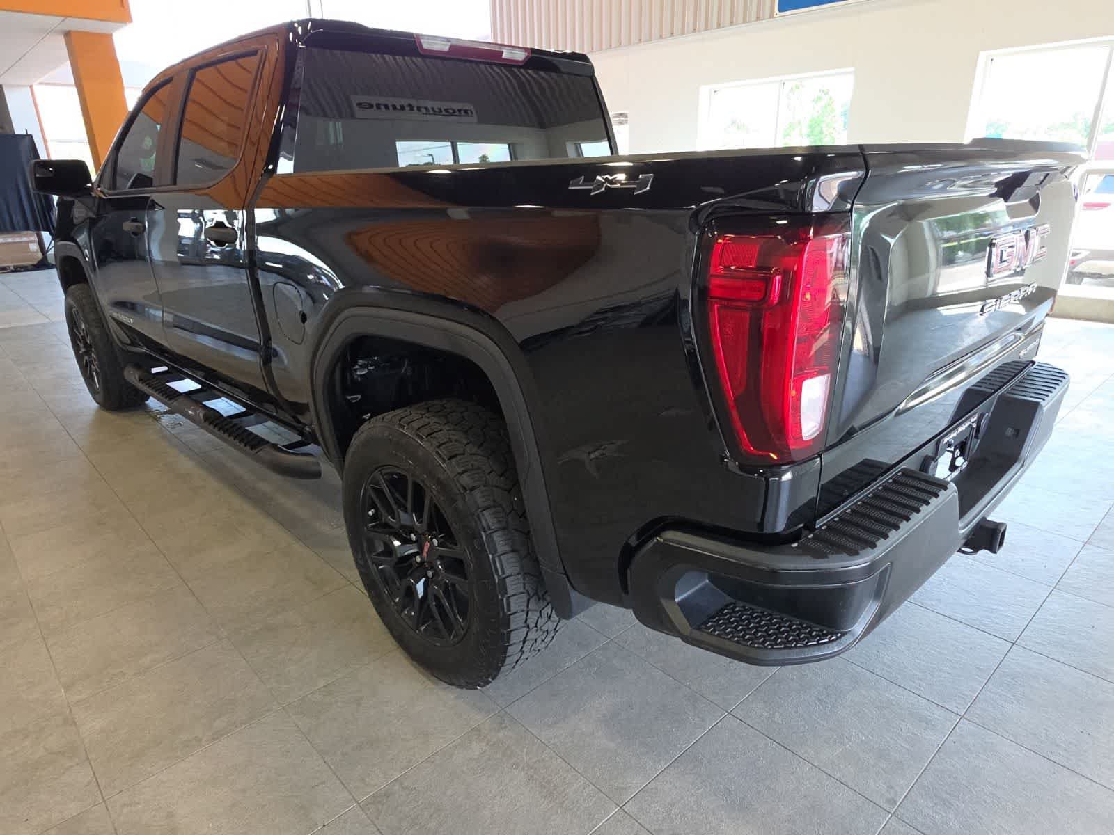 Used 2020 GMC Sierra 1500 4x4 Crew Cab image 11