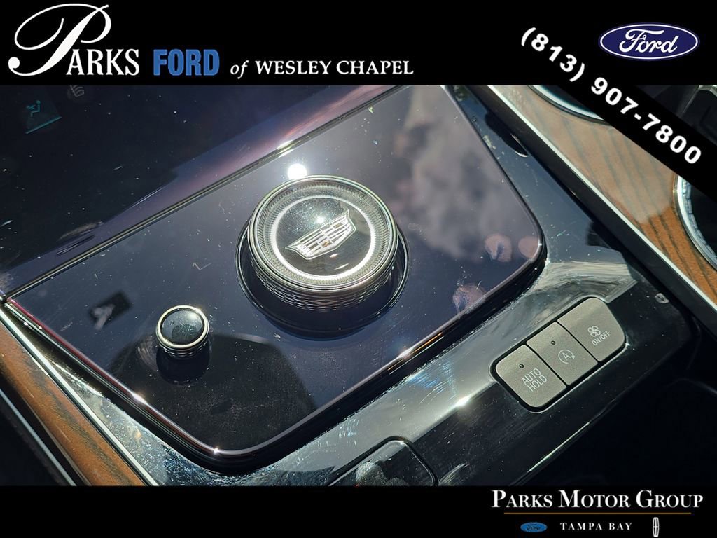 Used 2025 Cadillac Escalade ESV Sport Platinum w/ LPO, ONYX Package image 28