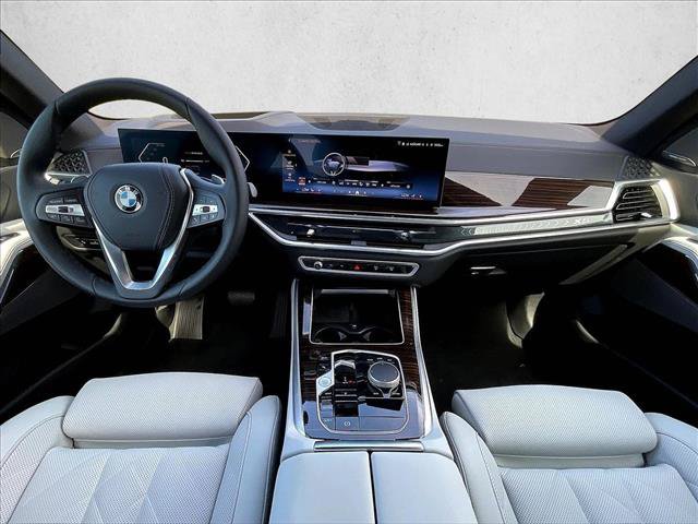 Used 2026 BMW X5 sDrive40i w/ Premium Package RWD image 12