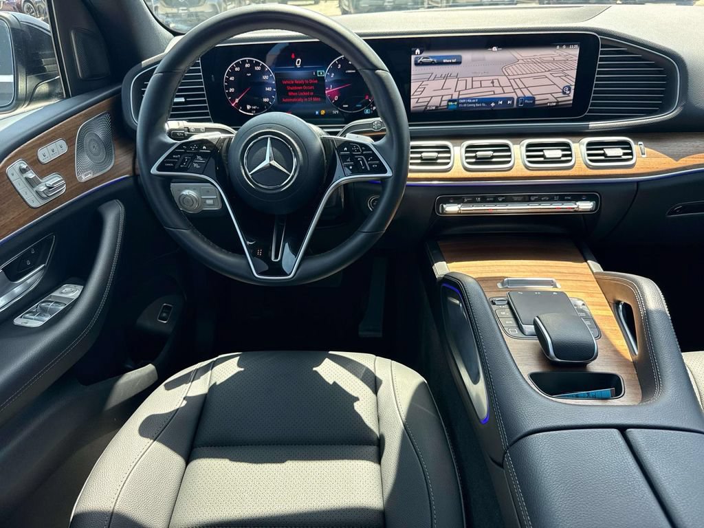 Used 2025 Mercedes-Benz GLE 350 4MATIC image 16