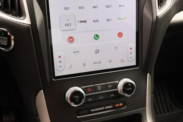 Certified 2024 Ford Edge SEL image 17