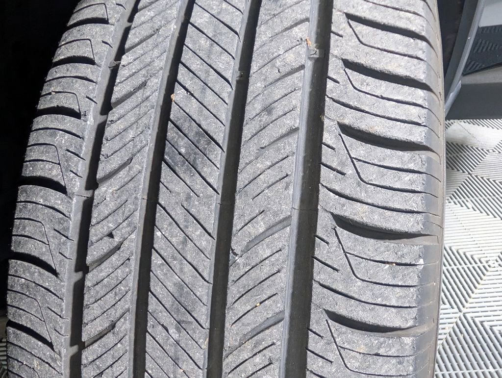 Certified 2022 Ford Explorer XLT RWD image 27