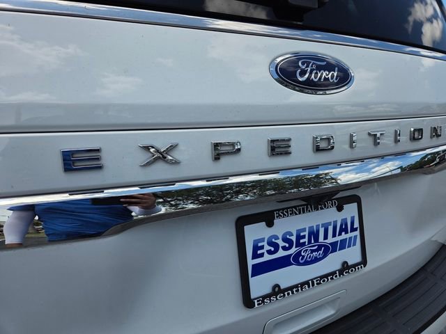 Certified 2024 Ford Expedition Limited RWD image 17