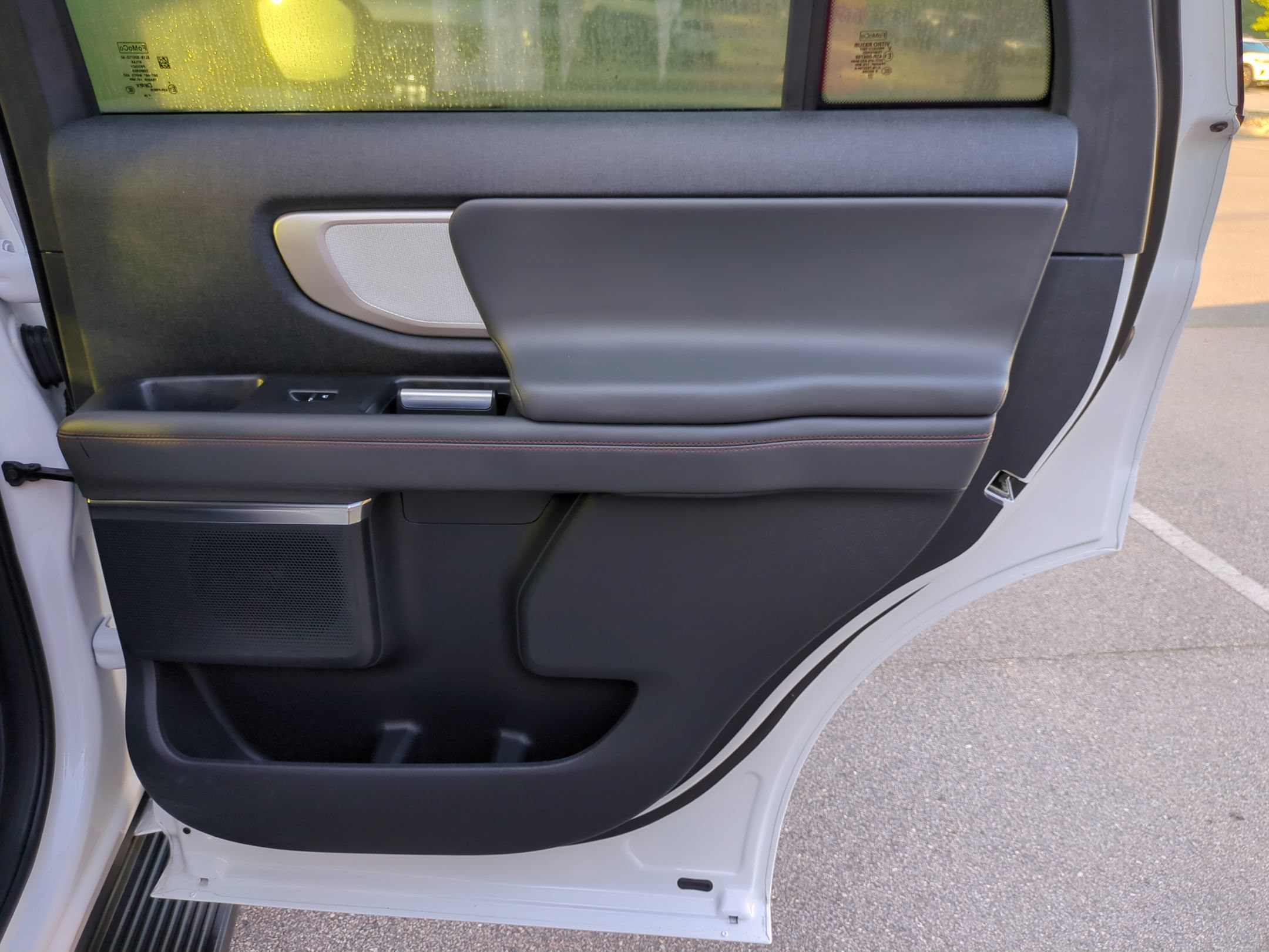 Certified 2025 Ford Expedition Active AWD/4WD image 34