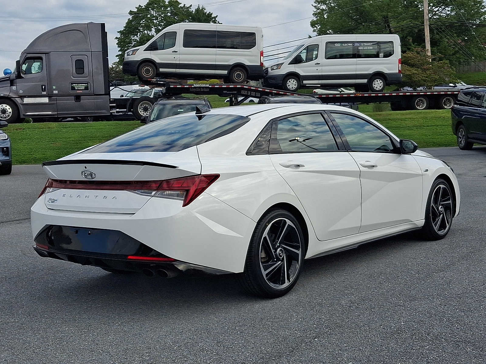 Used 2023 Hyundai Elantra N Line FWD image 6