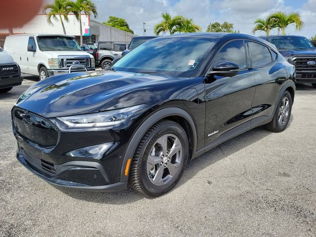 Certified 2023 Ford Mustang Mach-E Select w/ Comfort Package Lite image 4