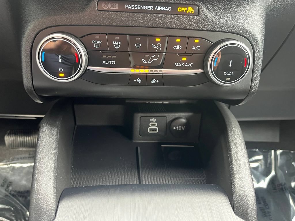 Certified 2026 Ford Escape ST-Line AWD/4WD image 32