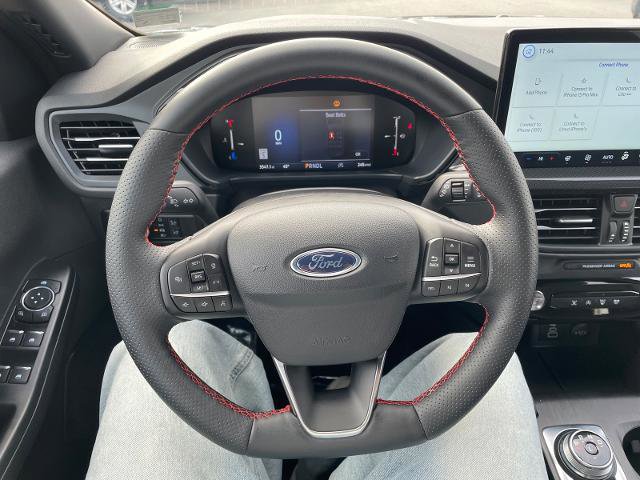 Certified 2025 Ford Escape ST-Line w/ Tech Pack #1 image 19