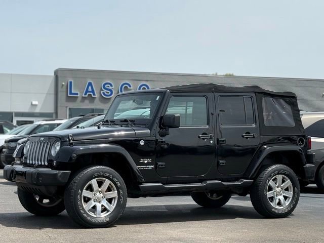 Used 2018 Jeep Wrangler Unlimited Sahara AWD/4WD image 28