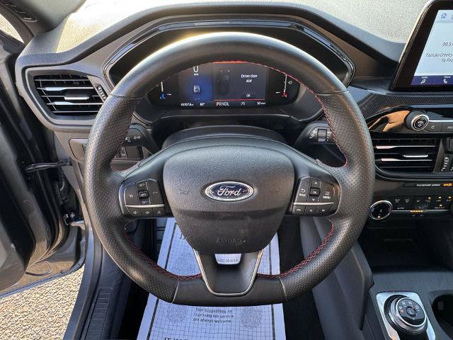 Certified 2025 Ford Escape ST-Line FWD image 19