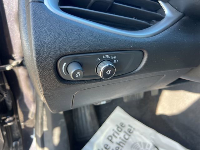 Used 2023 Chevrolet Malibu LT image 8