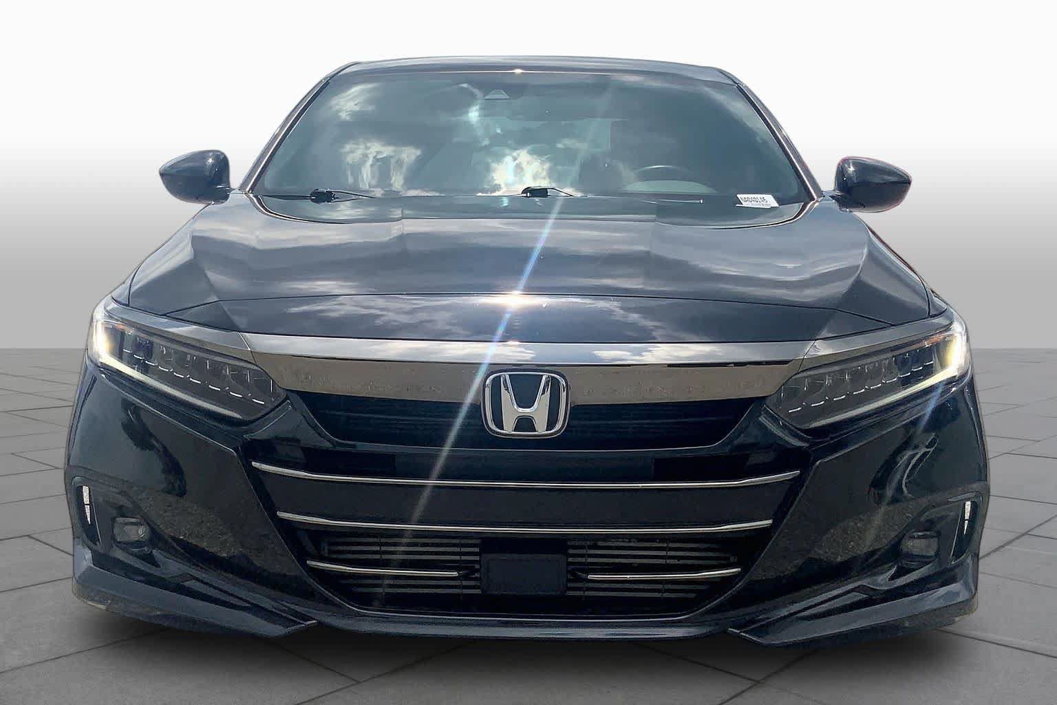 Used 2022 Honda Accord Sport image 4