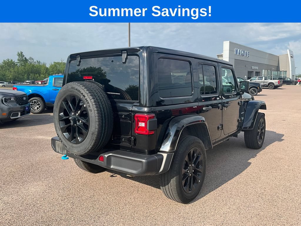 Used 2024 Jeep Wrangler Unlimited Sahara AWD/4WD image 7