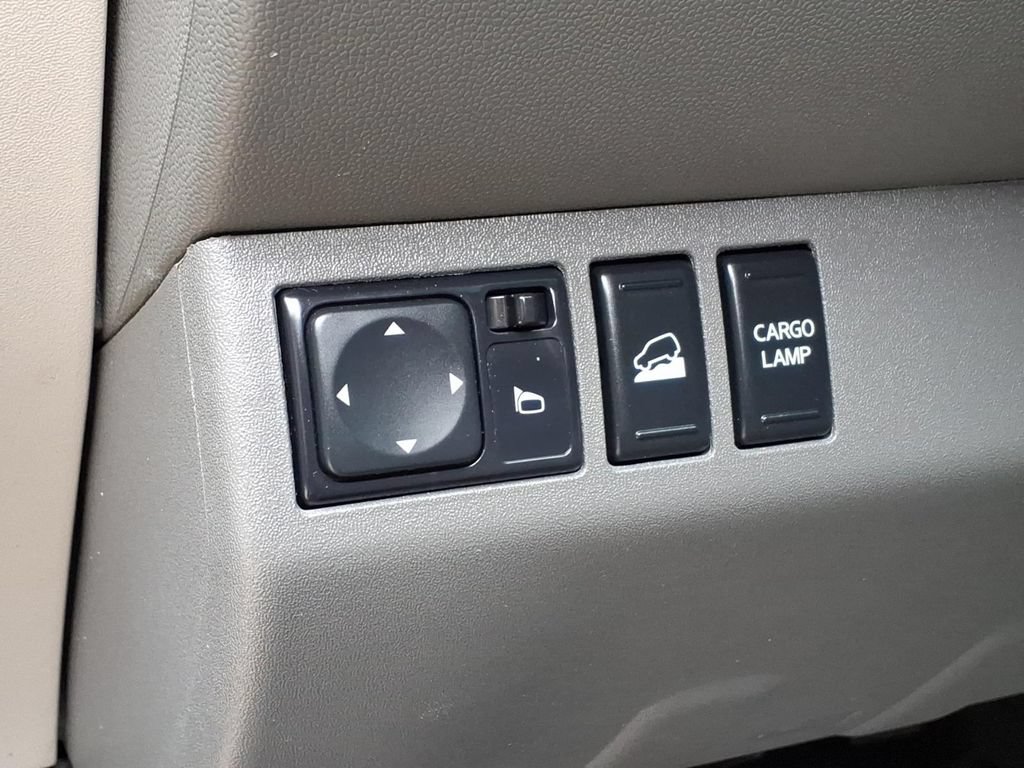 Used 2020 Nissan Frontier SV AWD/4WD image 18