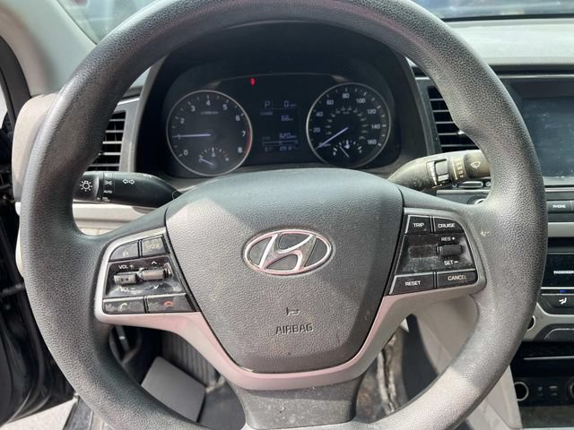 Used 2017 Hyundai Elantra SE FWD image 8