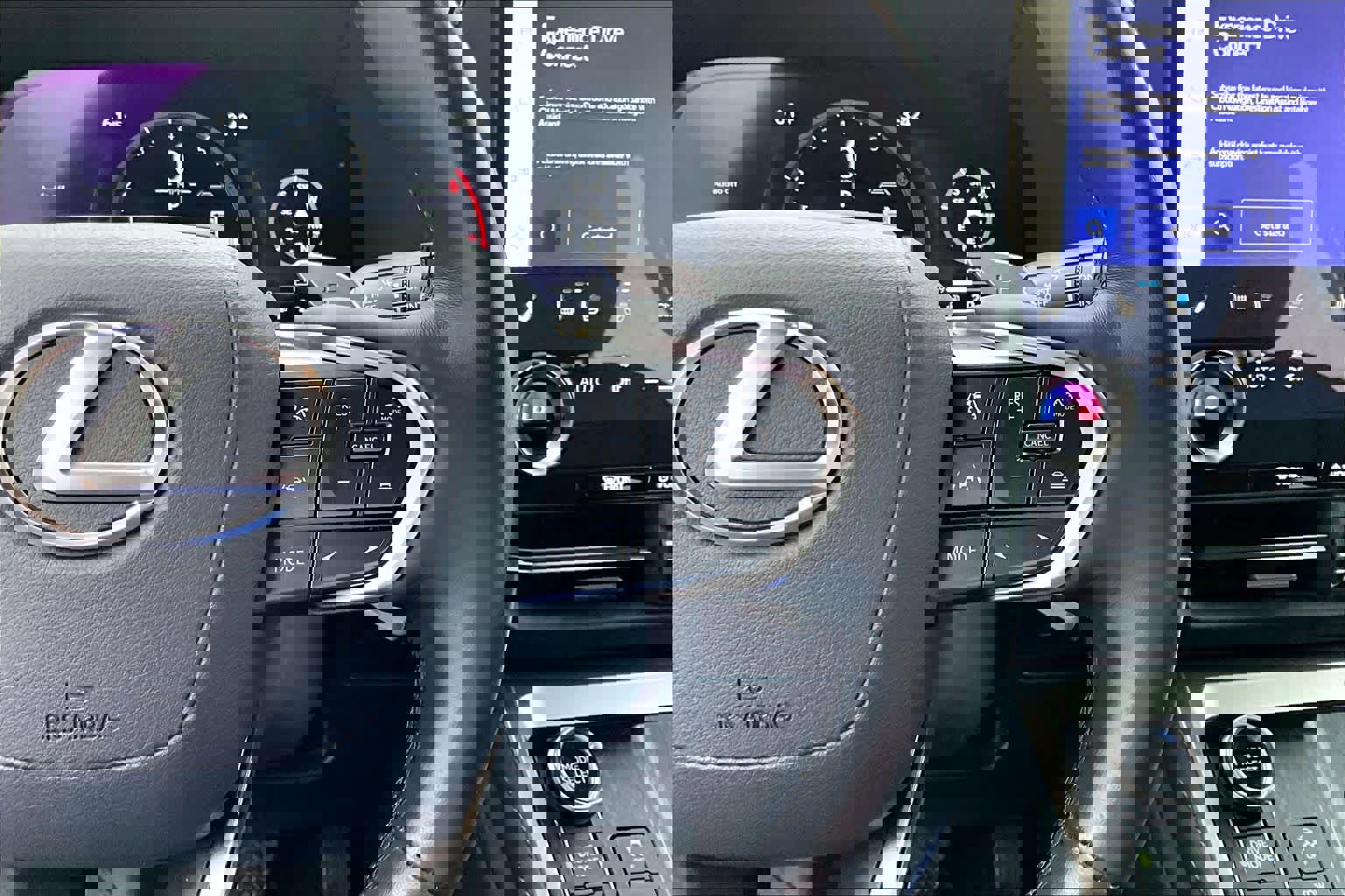 Used 2024 Lexus GX 550 AWD/4WD image 25