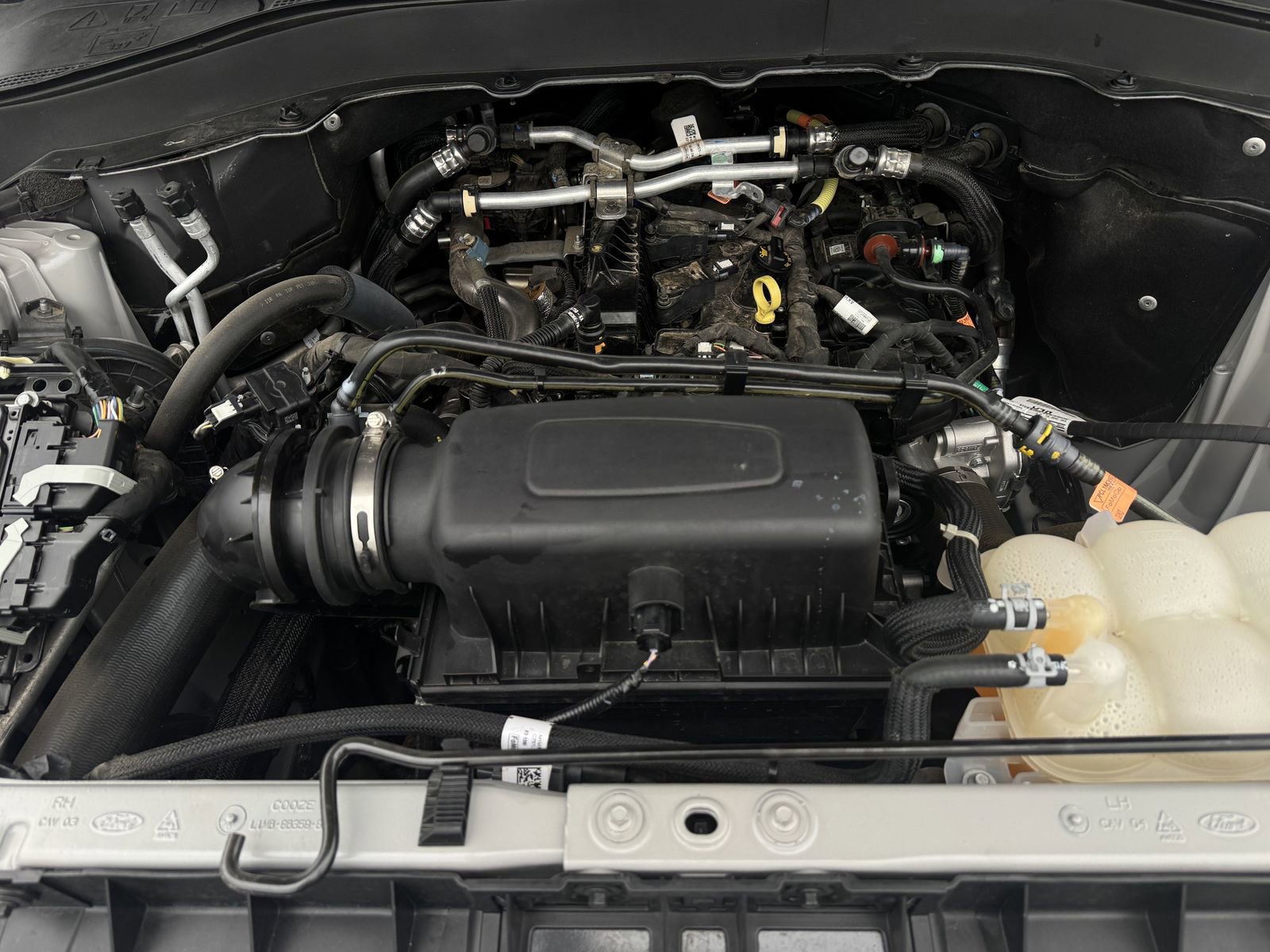 Certified 2023 Ford Explorer XLT RWD image 30