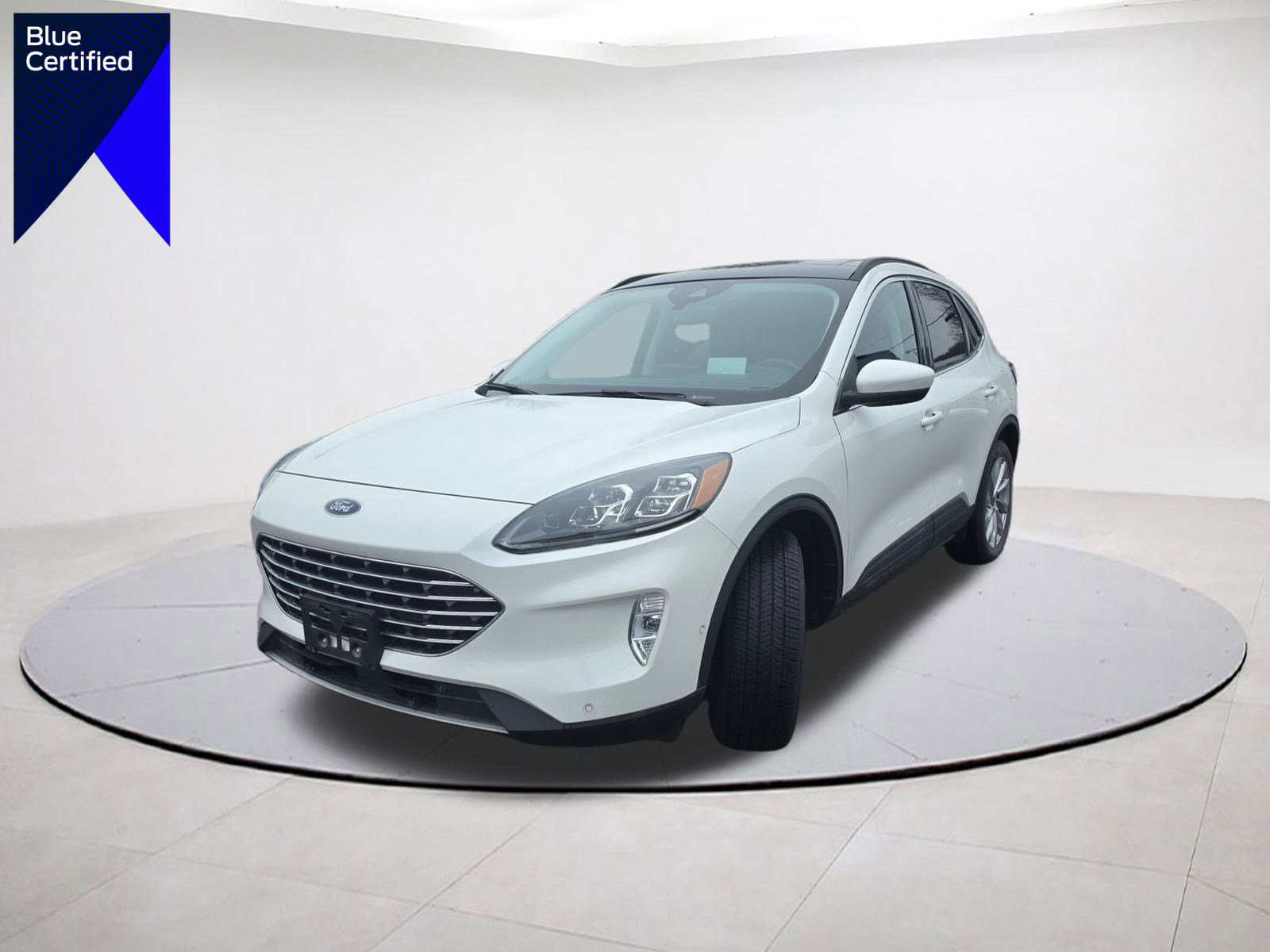 Certified 2022 Ford Escape Titanium w/ Titanium Elite Package image 1