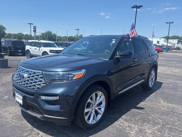Certified 2023 Ford Explorer Platinum w/ Technology Package AWD/4WD image 1