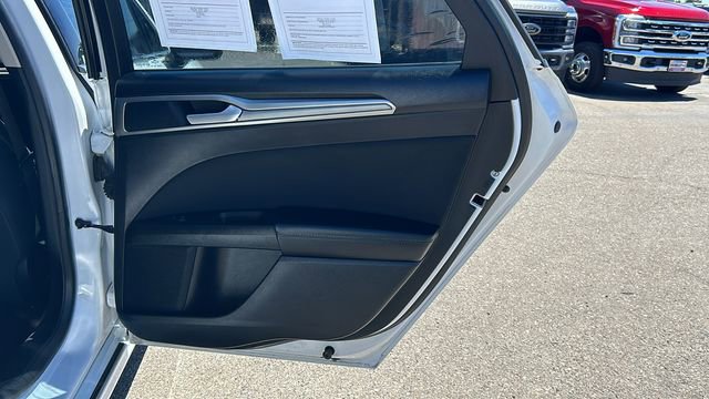 Certified 2019 Ford Fusion SE FWD image 12