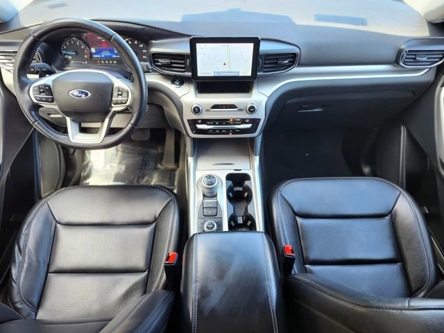 Certified 2020 Ford Explorer XLT w/ Equipment Group 202A AWD/4WD image 12