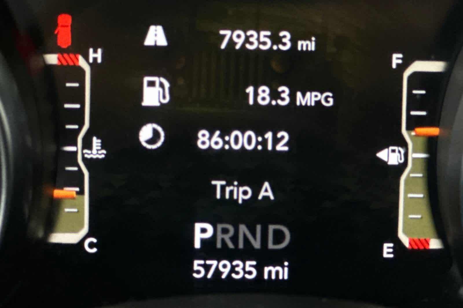 Used 2021 Jeep Wrangler Unlimited Rubicon image 25