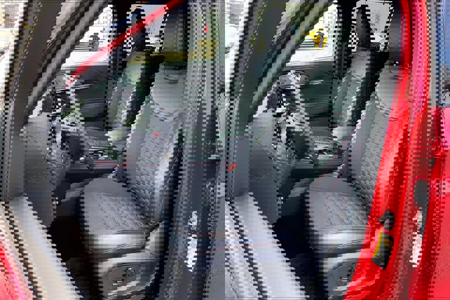 Certified 2025 Ford Explorer ST-Line w/ Premium Package image 9