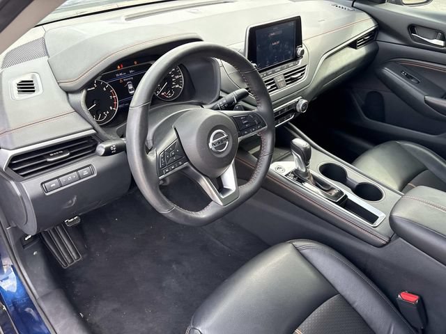 Used 2022 Nissan Altima 2.5 SR FWD image 12
