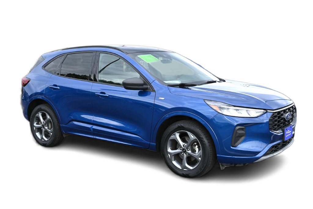 Certified 2023 Ford Escape ST-Line w/ Tech Pack #1 AWD/4WD image 3