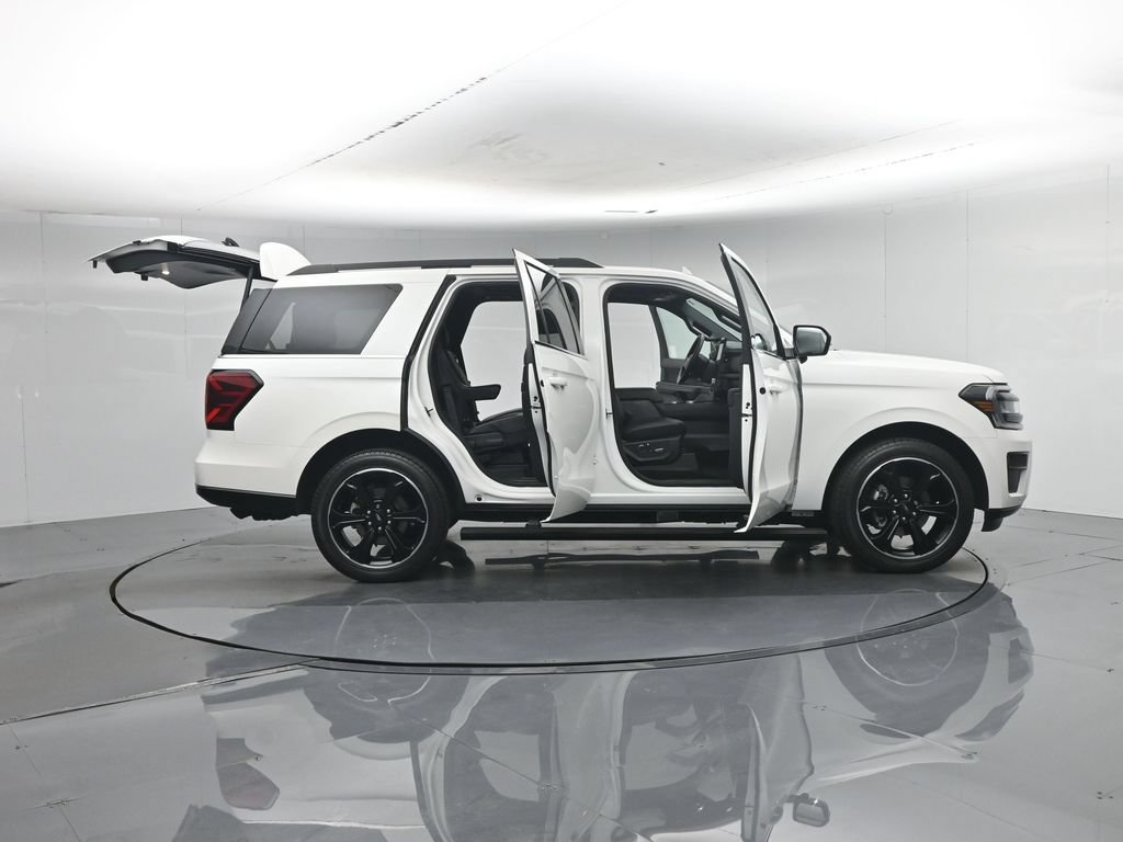 Certified 2023 Ford Expedition Limited AWD/4WD image 5