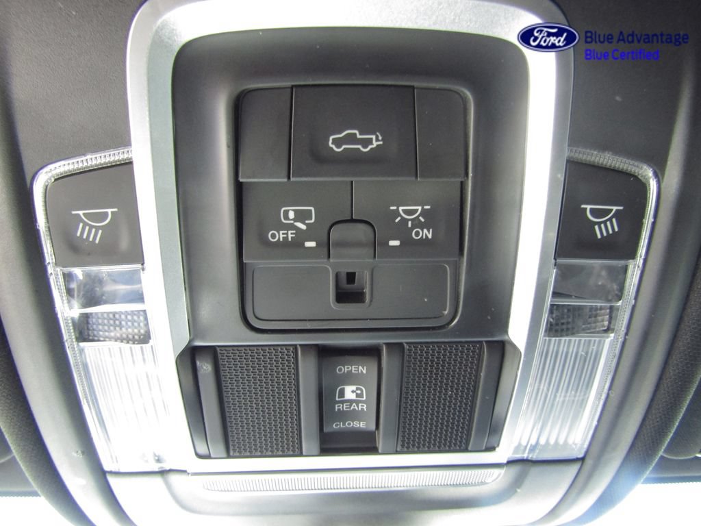 Used 2022 RAM 3500 Laramie AWD/4WD image 41