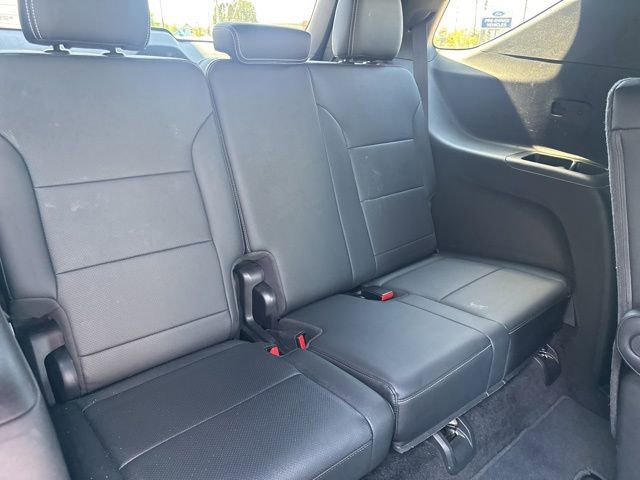 Used 2025 Chevrolet Traverse LT AWD/4WD image 36