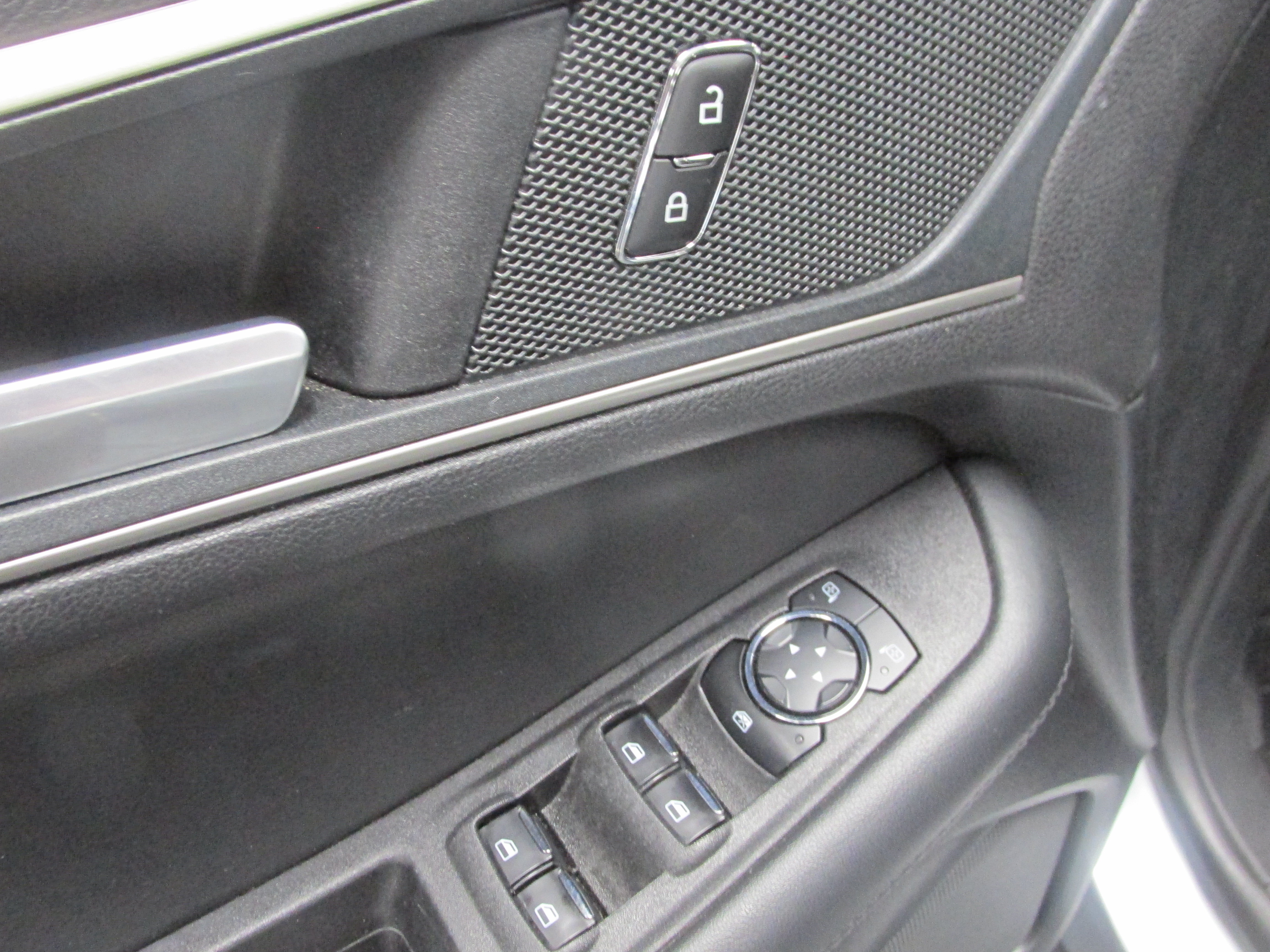 Certified 2024 Ford Edge SEL AWD/4WD image 30
