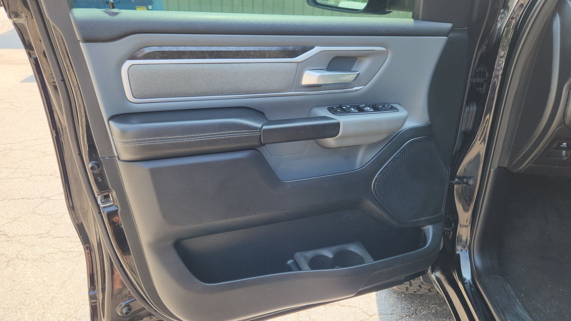 Used 2021 RAM 1500 Big Horn AWD/4WD image 17