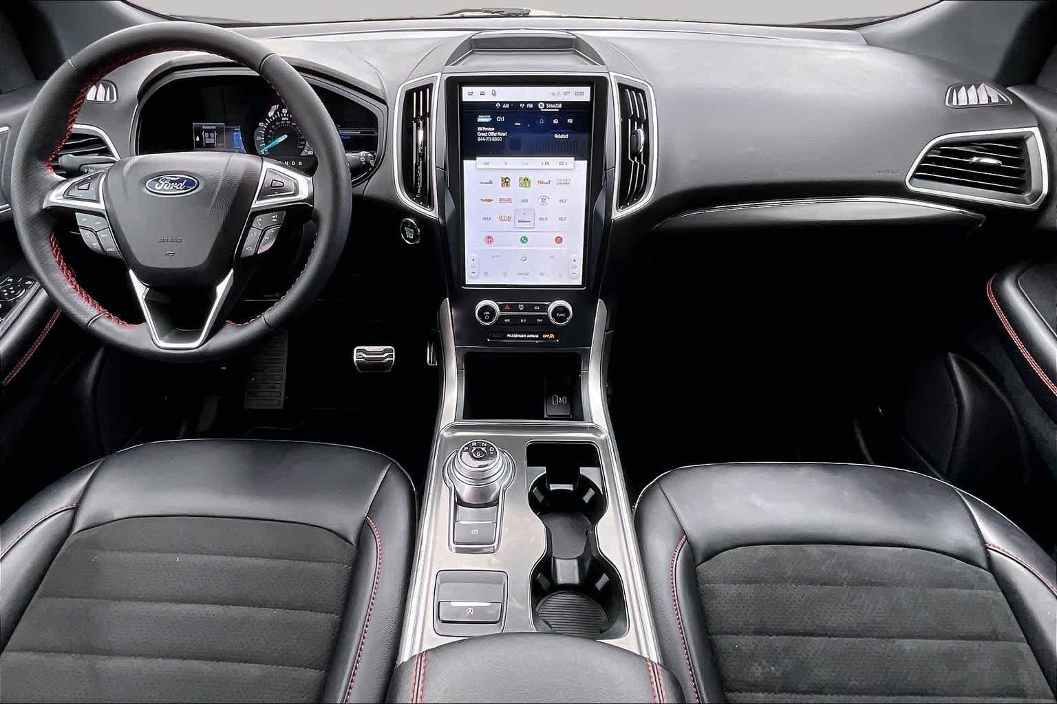 Certified 2024 Ford Edge ST-Line AWD/4WD image 14