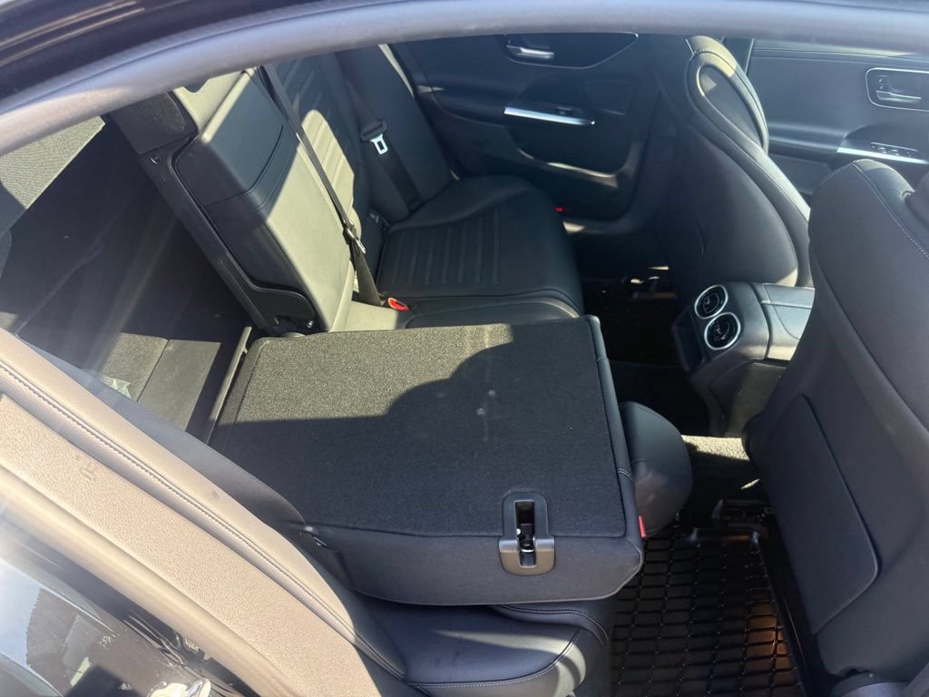 Used 2023 Mercedes-Benz C 300 4MATIC Sedan image 44
