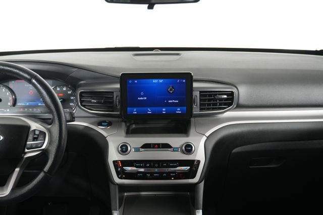 Certified 2023 Ford Explorer XLT w/ Equipment Group 202A image 20