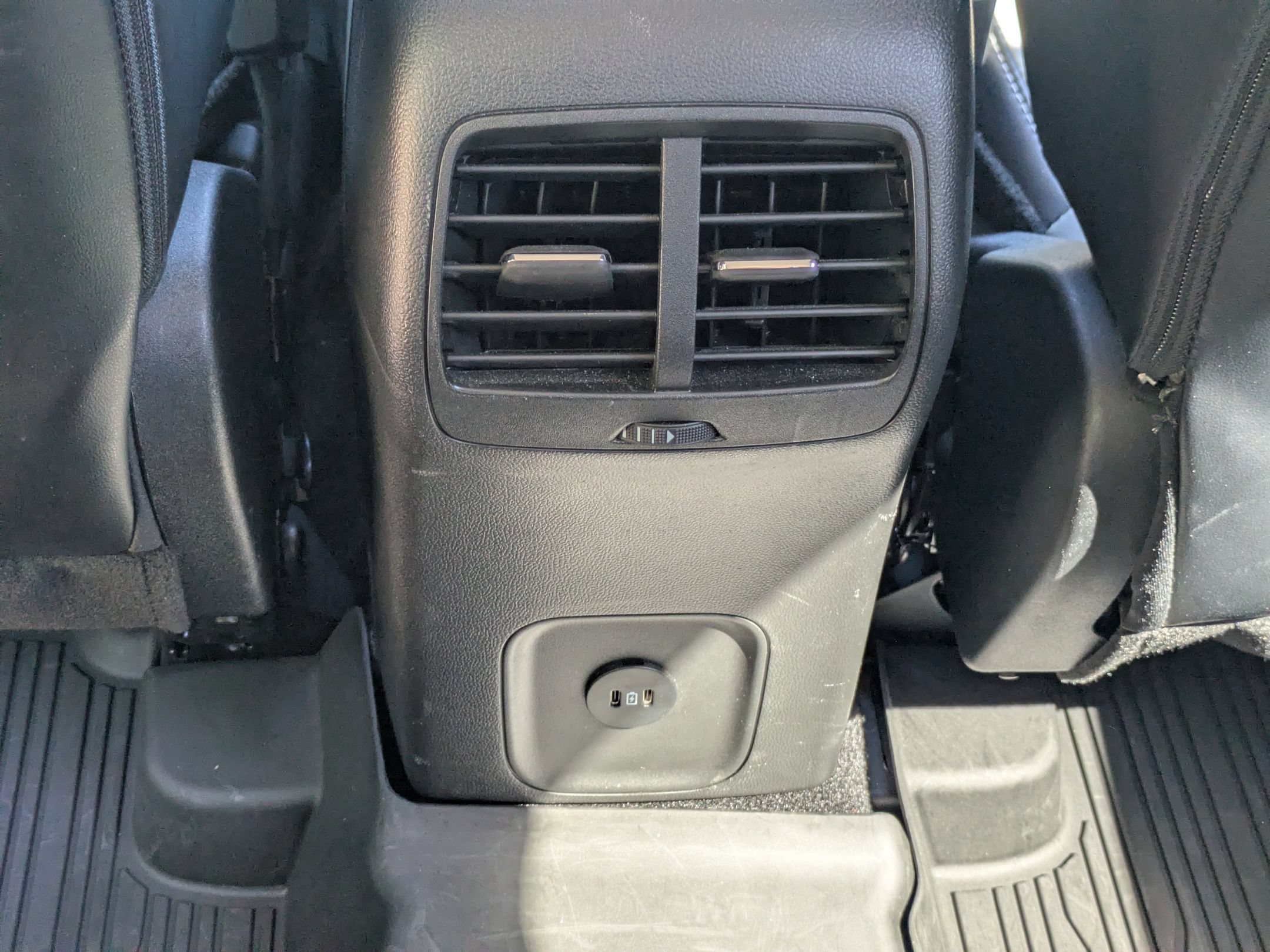 Certified 2024 Ford Escape SE FWD image 29