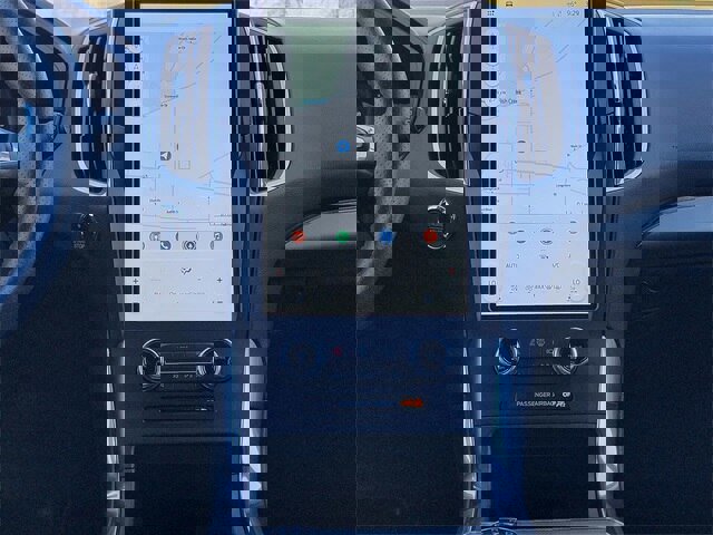 Certified 2024 Ford Edge ST w/ Equipment Group 401A image 27