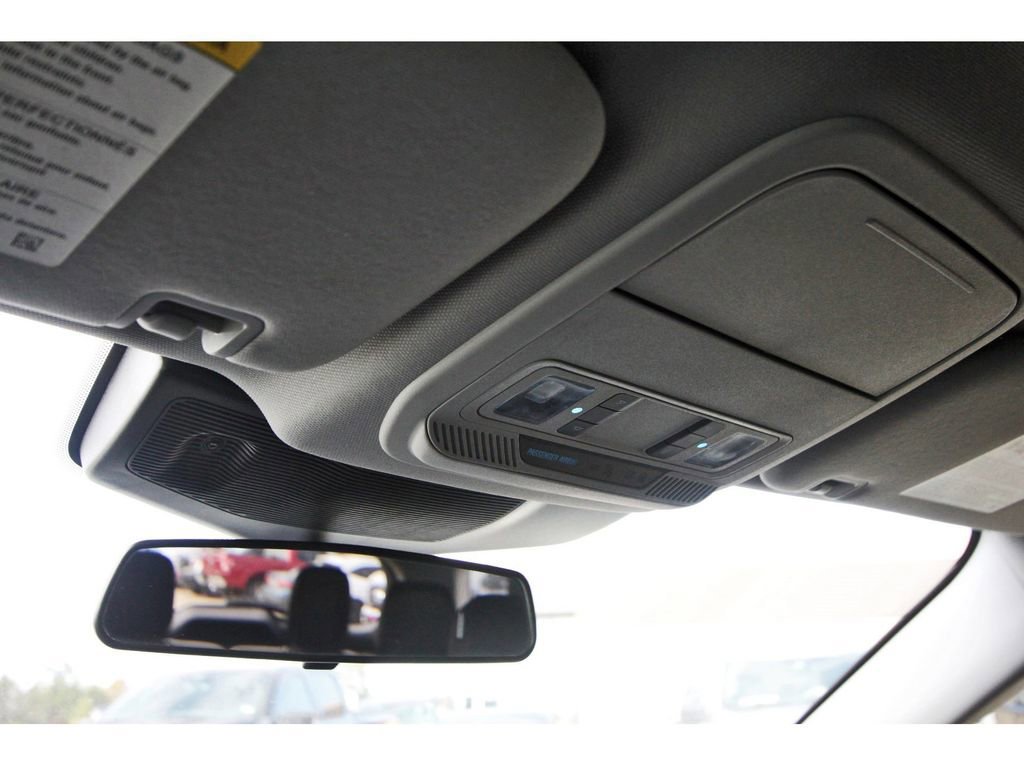 Certified 2022 Ford Explorer XLT w/ Equipment Group 202A image 24