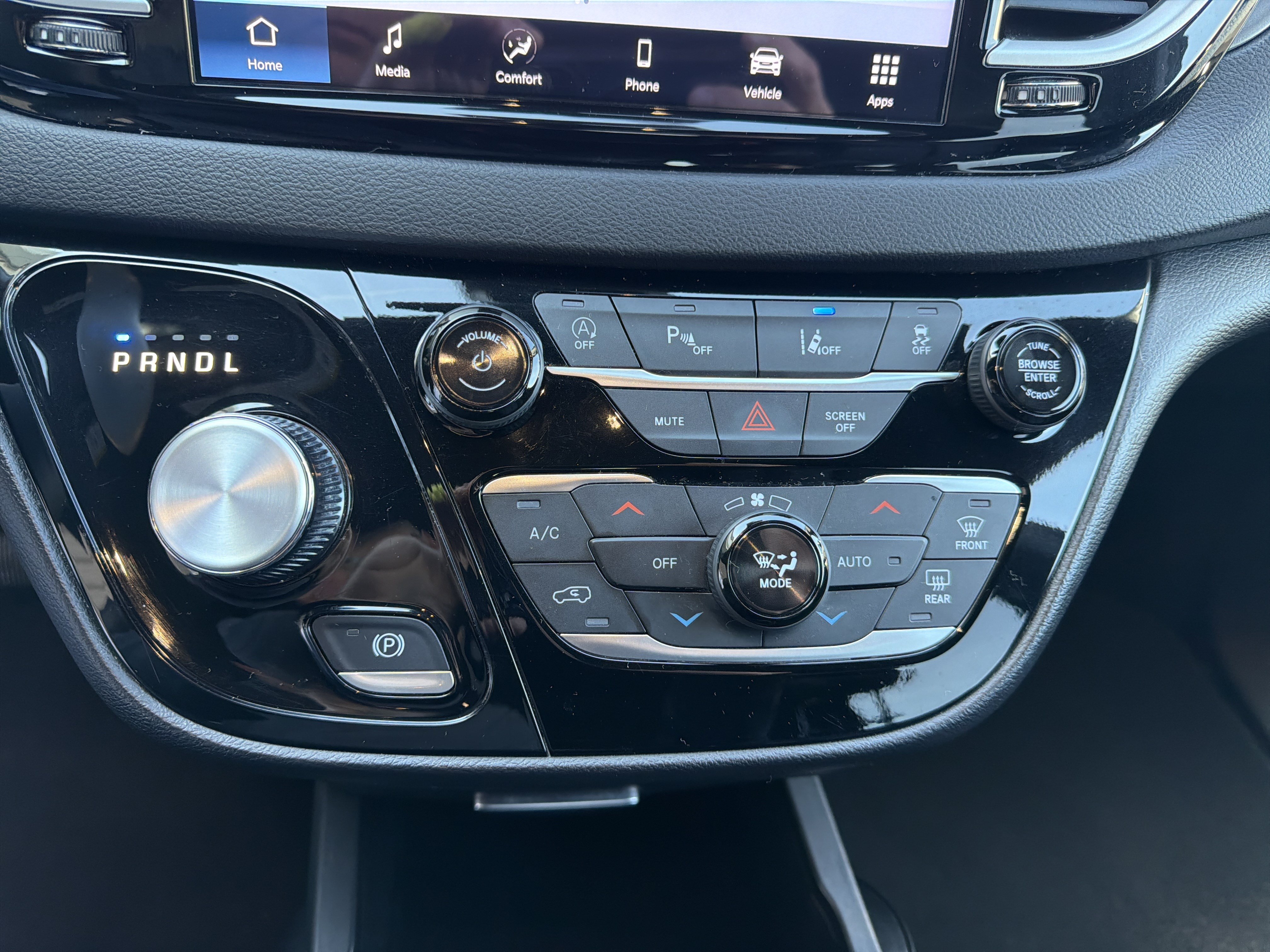 Used 2025 Chrysler Pacifica Select FWD image 40